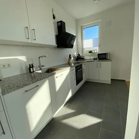 Kocasa-apartments 03, City-center Boeblingen, Stellplatz, Balkon, Waipu-tv Apartment *