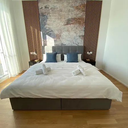 Kocasa-apartments 03, City-center Boeblingen, Stellplatz, Balkon, Waipu-tv