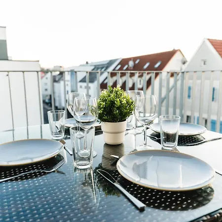Kocasa-apartments 03, City-center Boeblingen, Stellplatz, Balkon, Waipu-tv شقة بوبلنغ