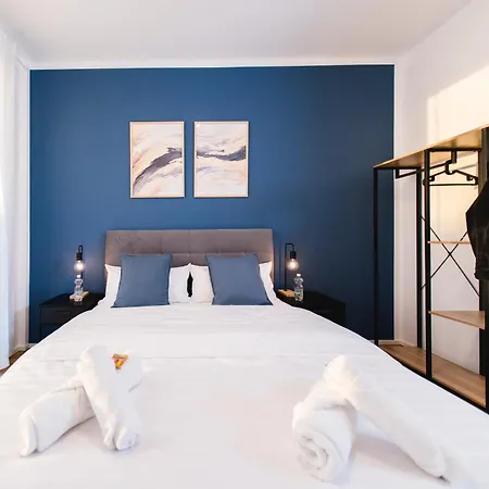 Kocasa-apartments 03, City-center Boeblingen, Stellplatz, Balkon, Waipu-tv شقة بوبلنغ